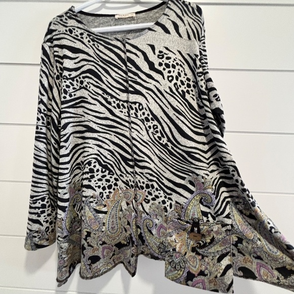 Jess & Jane animal and paisley print long sleeve top size XL - Picture 2 of 13